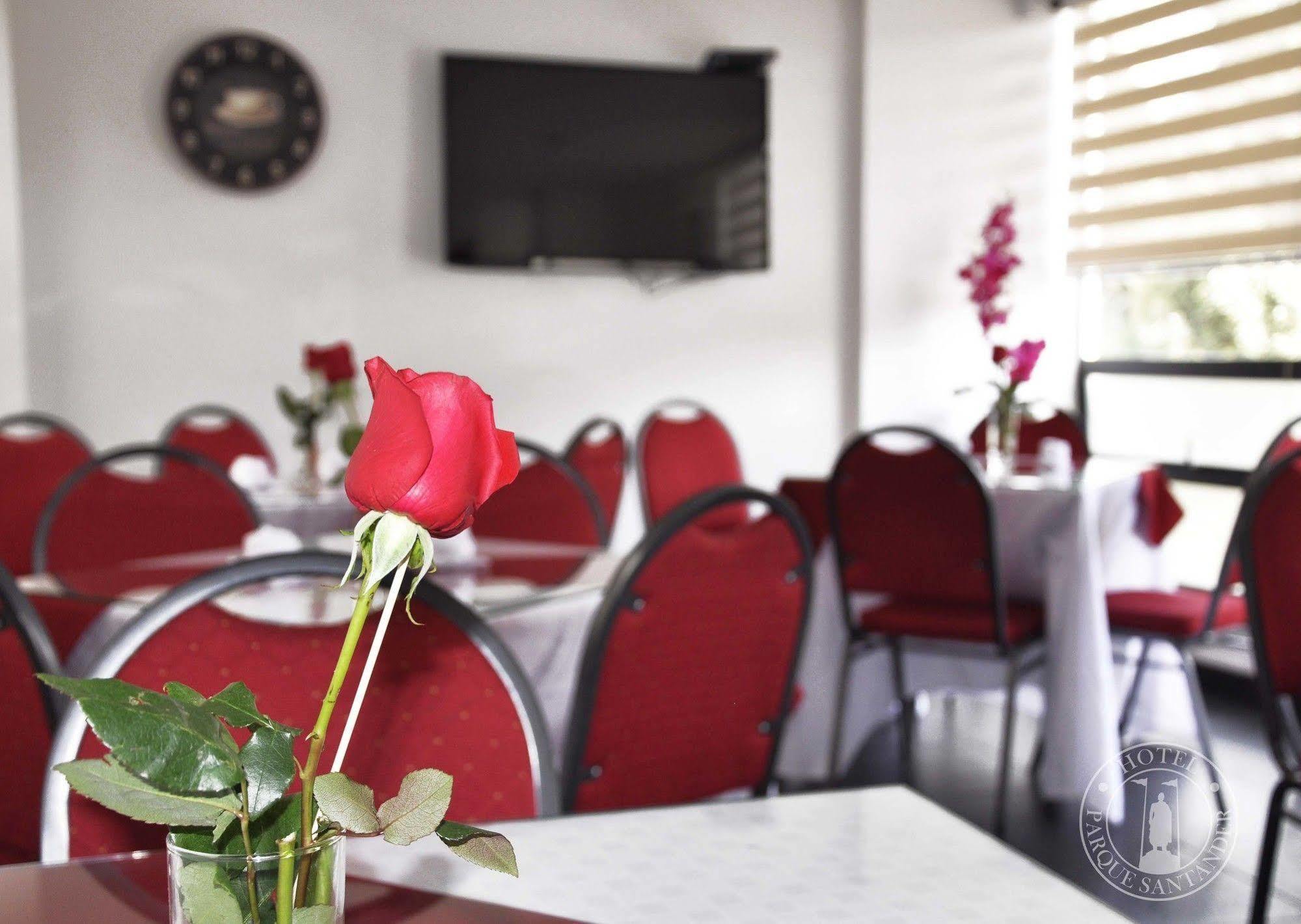 Hotel Parque Santander Tunja Extérieur photo