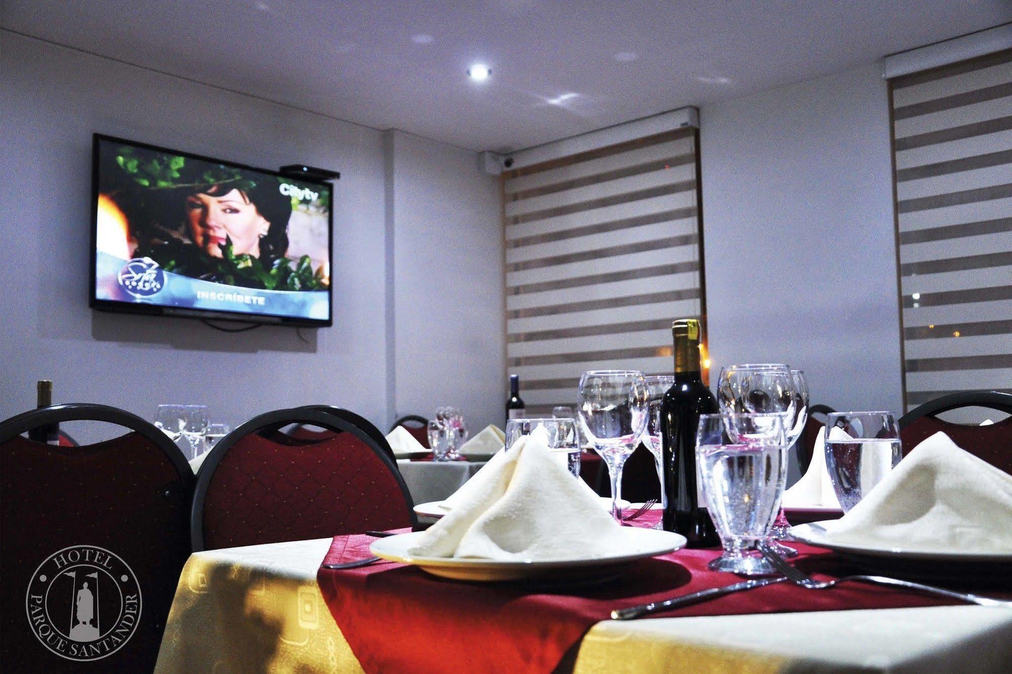 Hotel Parque Santander Tunja Extérieur photo