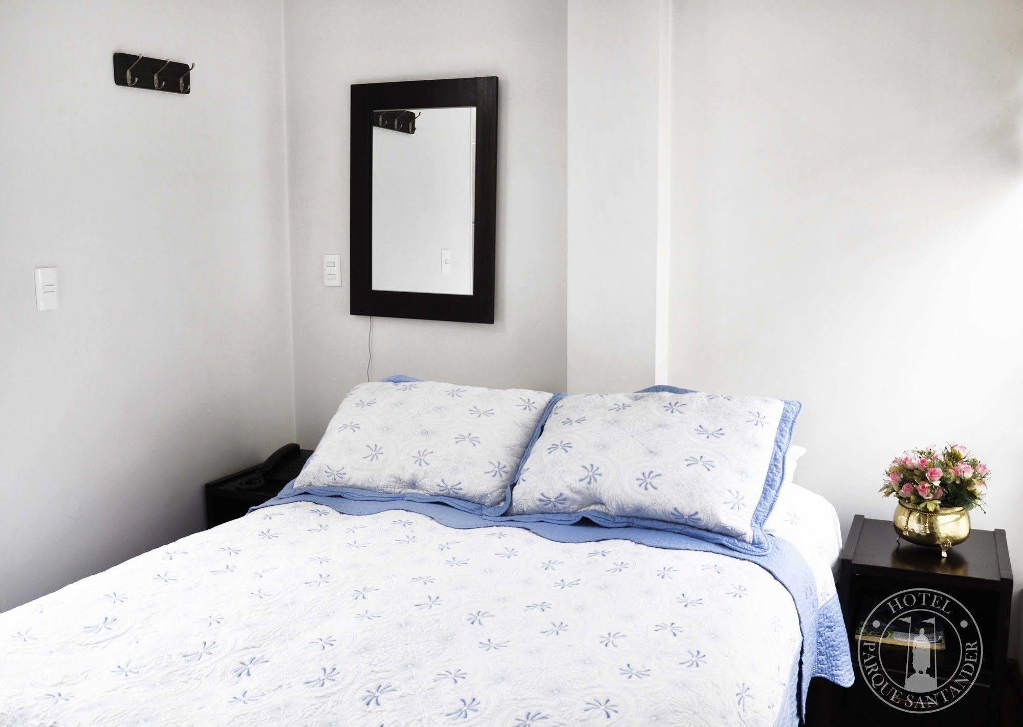 Hotel Parque Santander Tunja Extérieur photo